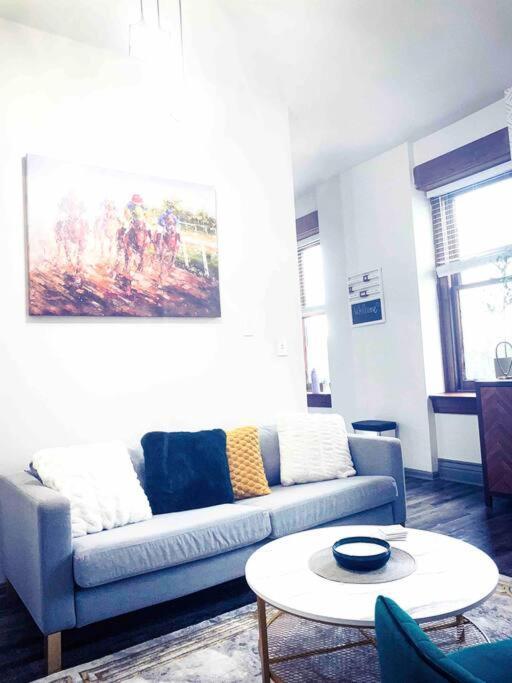 2Br Unit W/ Cinema Room In Nulu ルイスビル エクステリア 写真